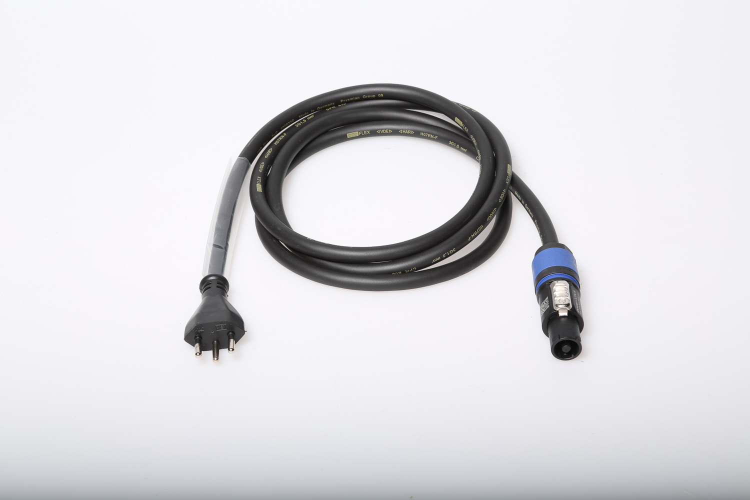 Câble d'alimentation PowerCON, H07RN-F 3 x1,5 mm2, 2 m, avec fiche moulée T12